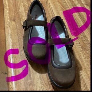 MBT Womens Shoes 8 / 38.5  Mary Jane Brown Nubuck Leather